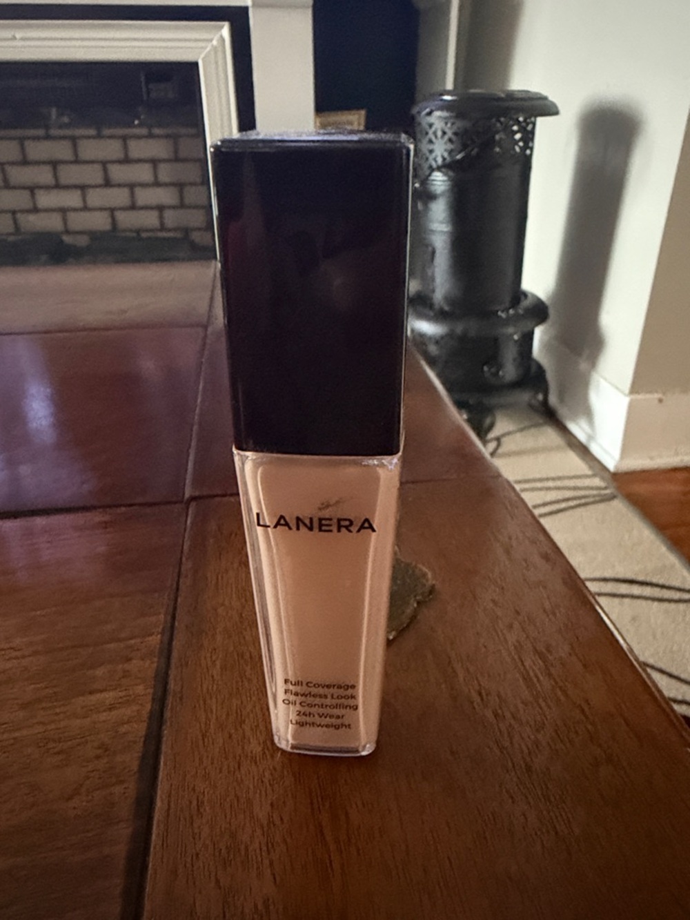 Full Coverage Liquid Foundation - Light Beige